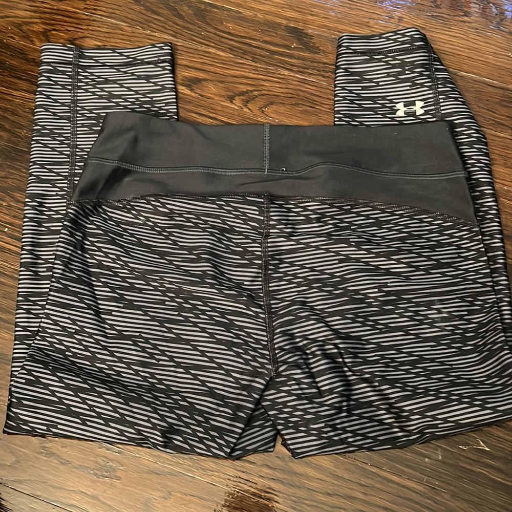 Under Armour workout pants- size medium